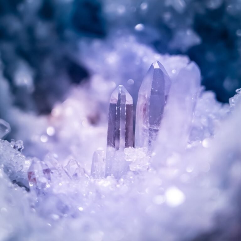Best crystals for divination, best crystal for meditation, best crystals for money and success, best crystal for money
